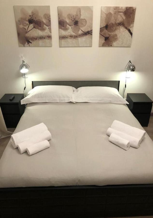 Apartamento La Casa In Via Venti Verona Exterior foto